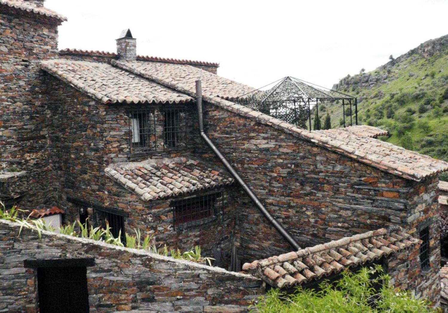 Exterior view of Country house for sale in Patones  with Terrace and Storage room