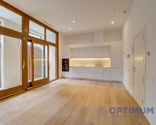 Kitchen of Planta baja for sale in  Barcelona Capital  with Air Conditioner, Heating and Parquet flooring