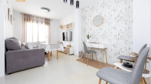 Foto 2 de Apartamento en venta en Calle de la Golondrina, La Zubia Ciudad, La Zubia
