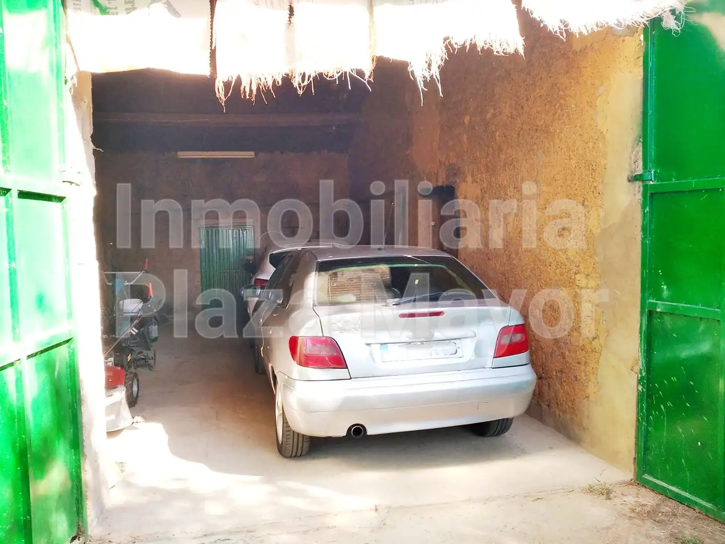 Aparcament de Casa o xalet en venda en Aldehuela de Yeltes amb Jardí privat