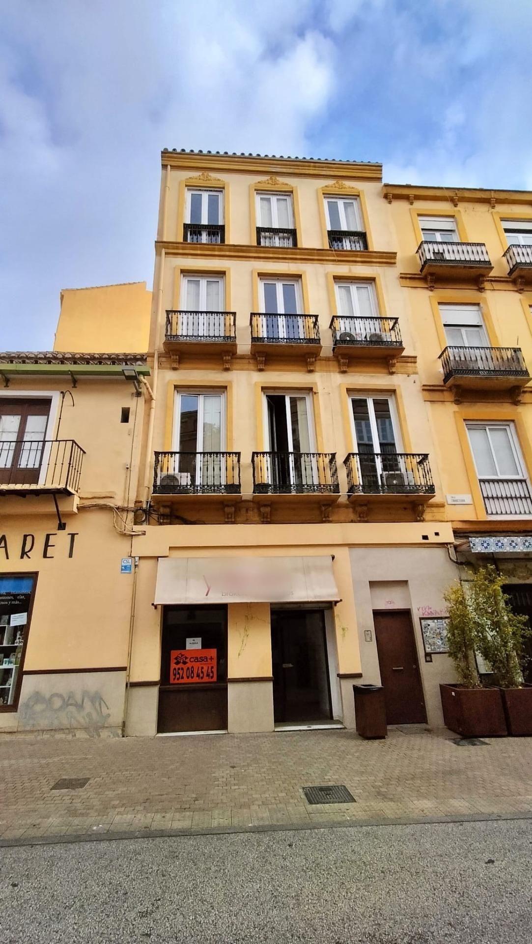 Vista exterior de Local de lloguer en Málaga Capital