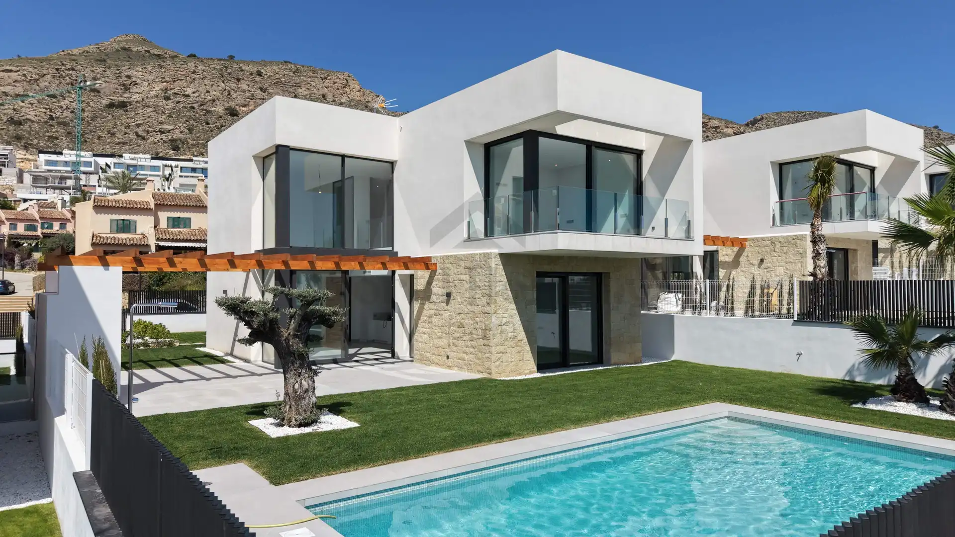 Villa mit Terrasse zum Verkauf in Calle Calle Berlín