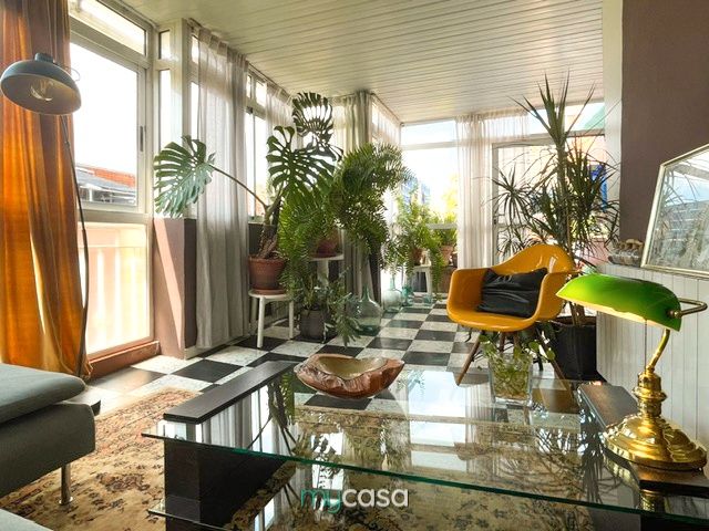 Sala d'estar de Pis en venda en Santa Coloma de Gramenet amb Aire condicionat, Calefacció i Terrassa