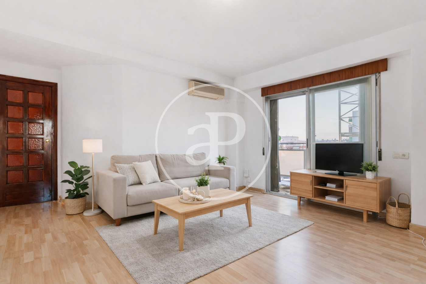 Living room of Flat for sale in  Valencia Capital  with Heating and Balcony
