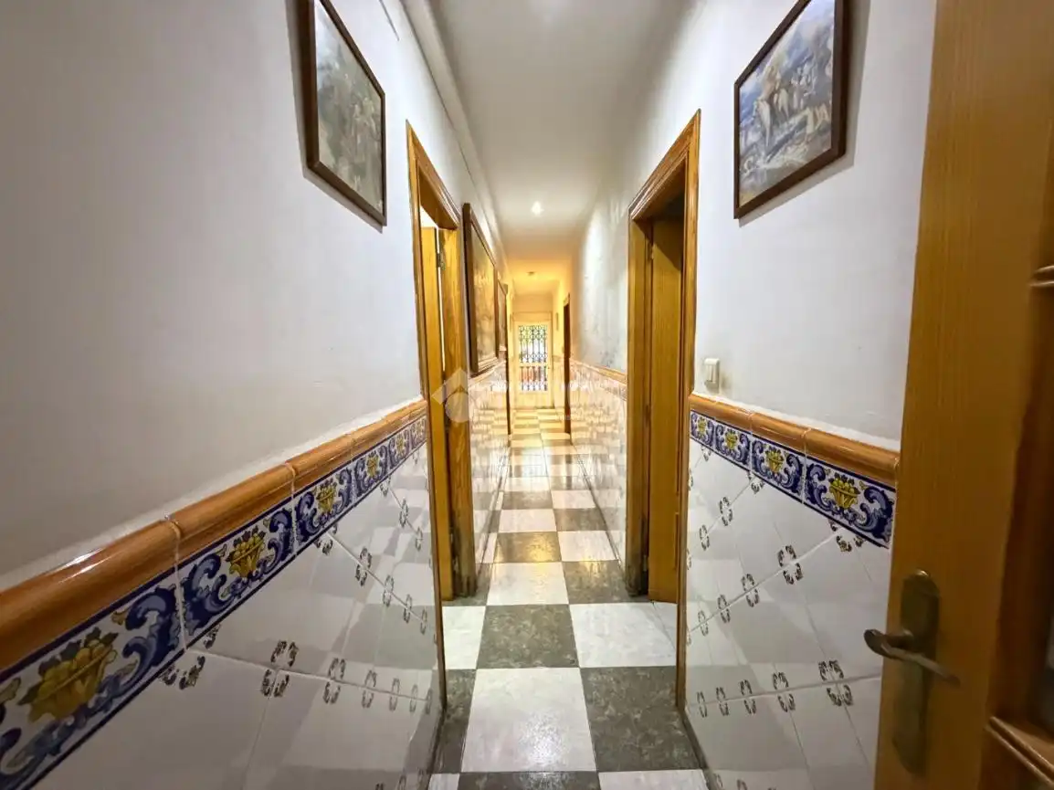 Casa adosada en venta en Xirivella con Aire acondicionado