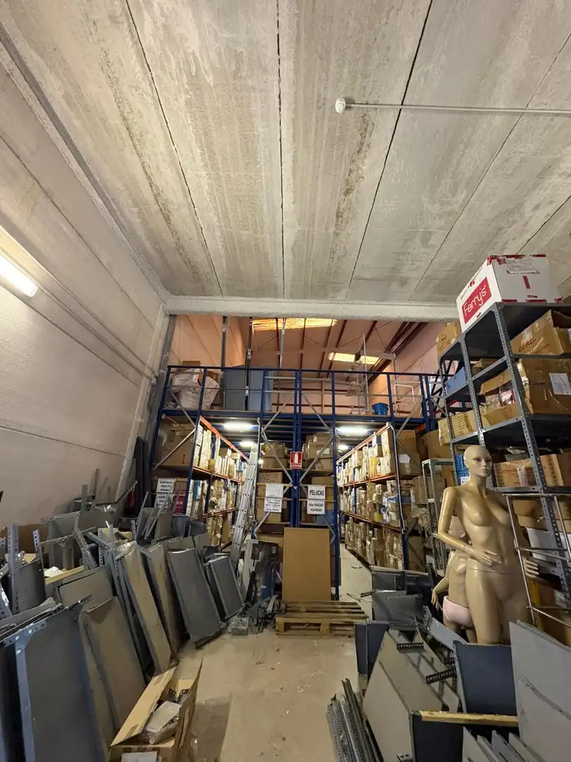 Industrial buildings for sale in Espartinas