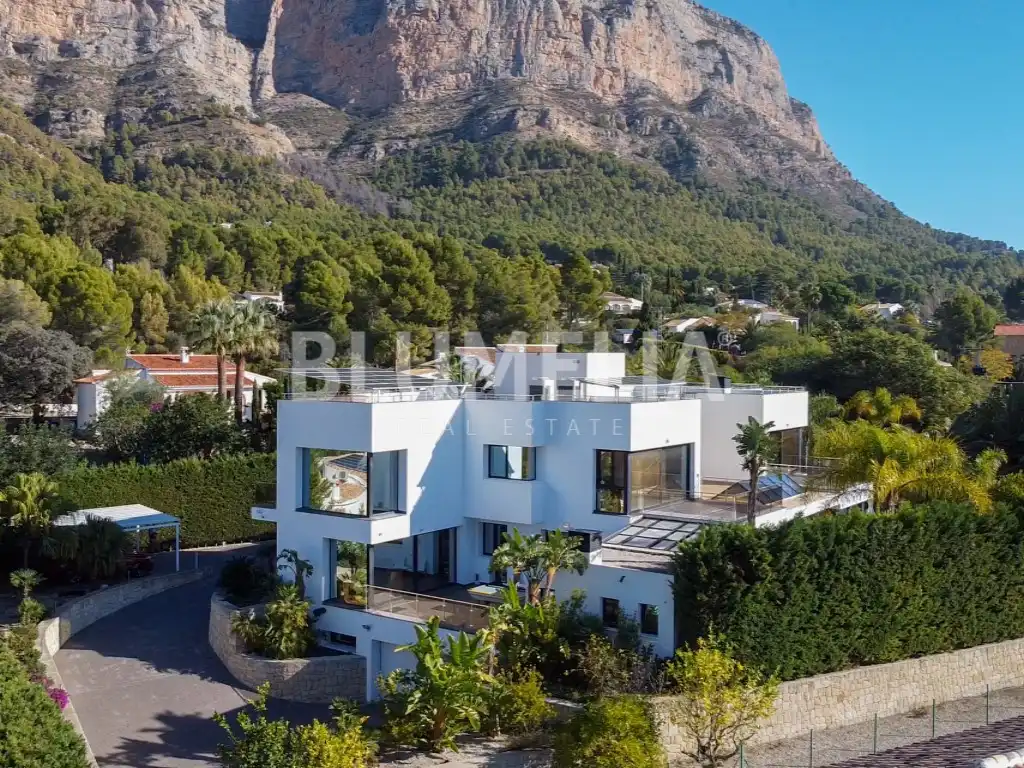 Houses for sale in Calle Tejo, Montgó - Ermita