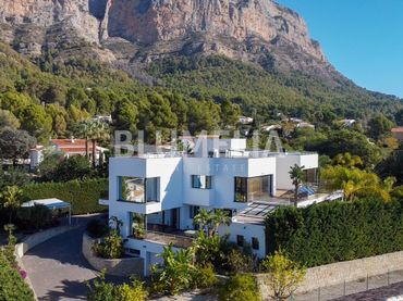 Haus mit Pool zum Verkauf in Calle Tejo