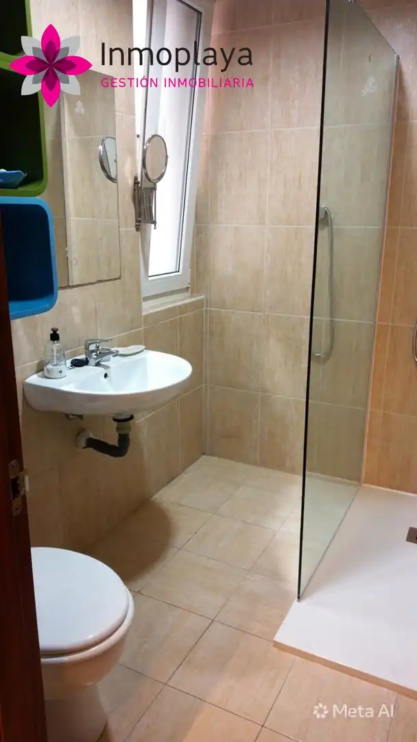 Bathroom of Ground floor for sale in El Astillero    with Heating and Terrace