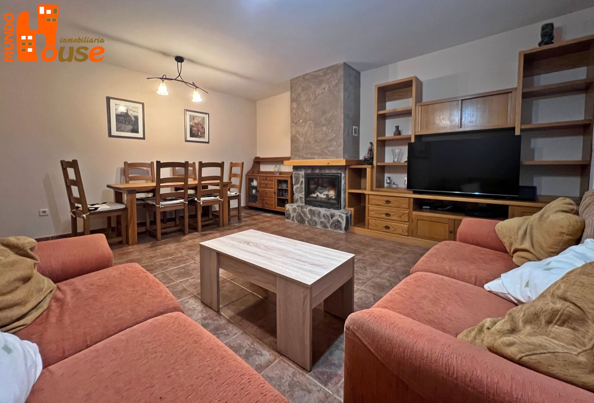 Living room of Single-family semi-detached to rent in Real Sitio de San Ildefonso  with Heating, Private garden and Parquet flooring