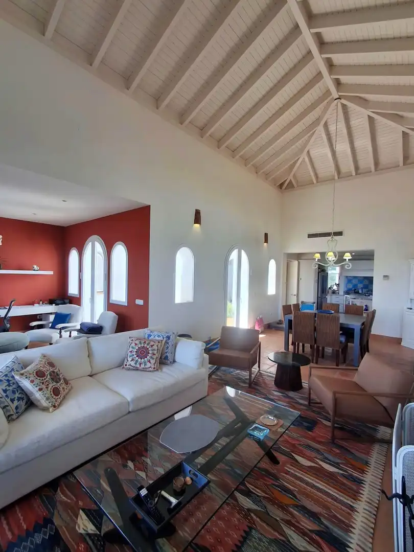 Sala d'estar de Casa o xalet en venda en Benalup-Casas Viejas amb Aire condicionat, Calefacció i Jardí privat