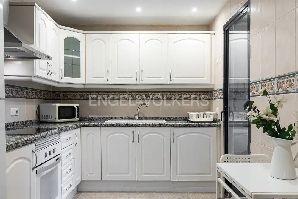 Cocina de Apartamento en venta en Xeraco con Aire acondicionado, Calefacción y Jardín privado
