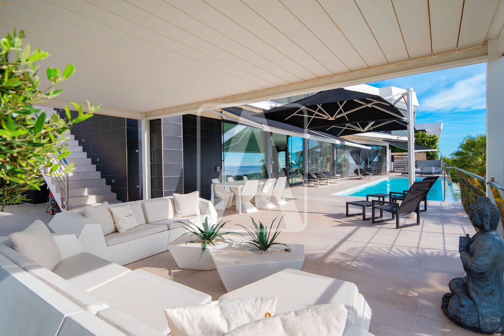 Terrace of House or chalet for sale in Calpe / Calp  with Air Conditioner, Heating and Private garden