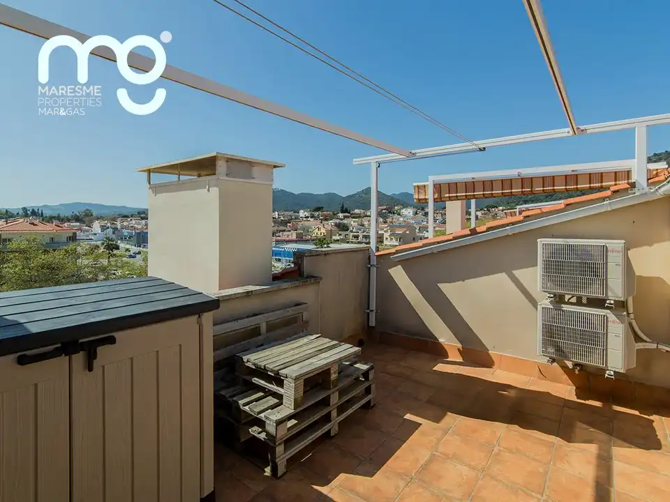Terrassa de Dúplex en venda en Pineda de Mar amb Aire condicionat, Calefacció i Parquet