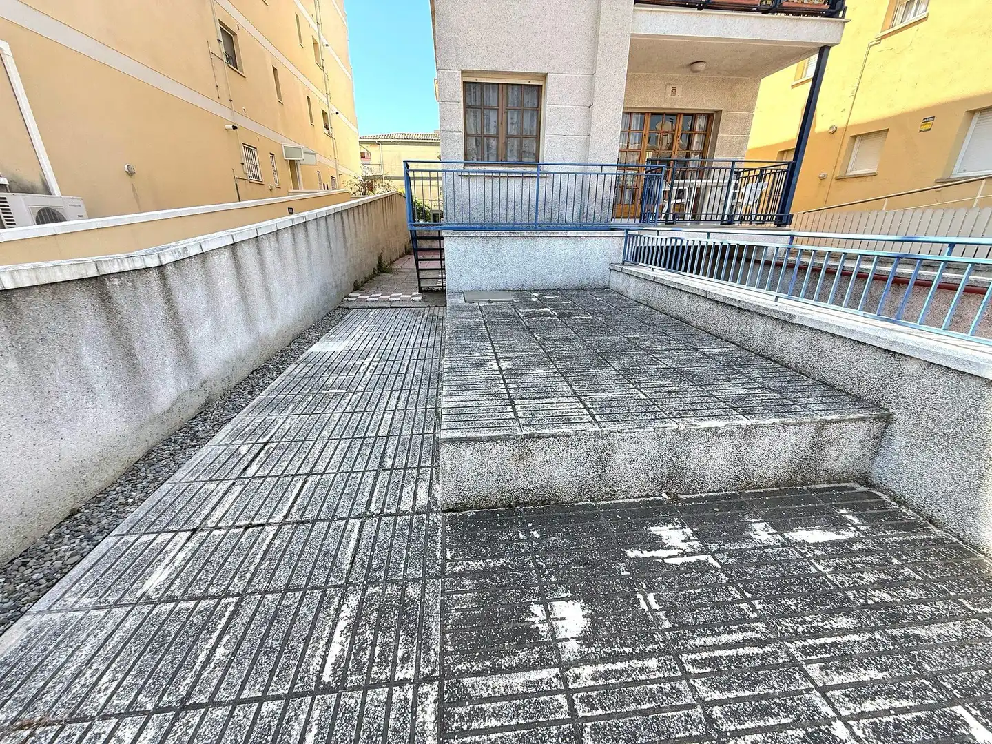 Aparcament de Planta baixa en venda en Calafell amb Calefacció, Terrassa i Balcó