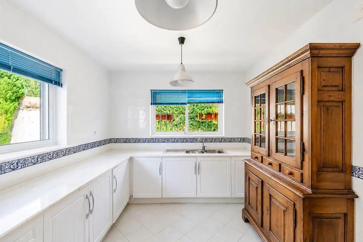 Cocina de Casa o chalet en venta en Benalmádena con Aire acondicionado, Calefacción y Jardín privado