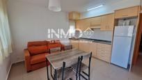 Sala d'estar de Apartament en venda en Cambrils amb Aire condicionat, Jardí privat i Terrassa