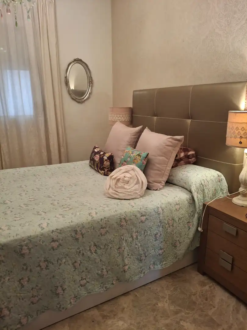Habitación de Piso en venta en Ceuta con Amueblado, Horno y Lavadora