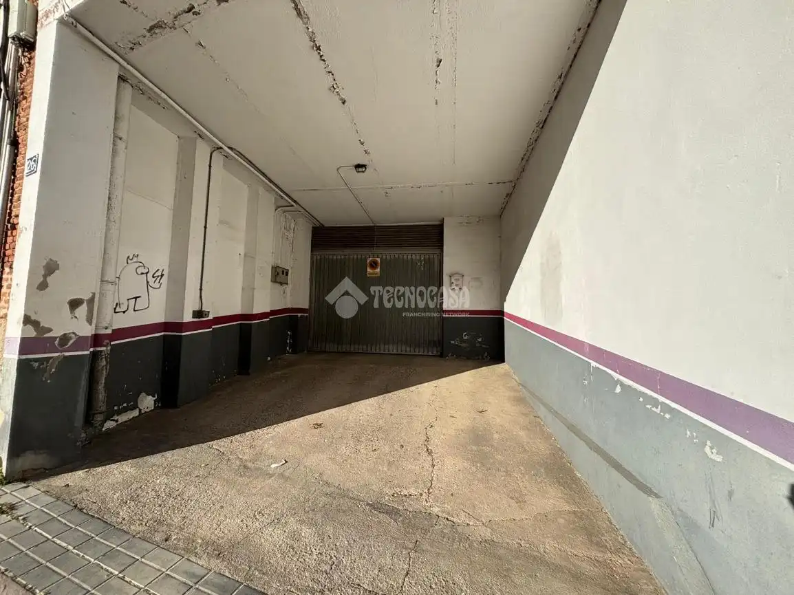 Einzelparkplatz zum Verkauf in Av. de la Constitución, imagen 2