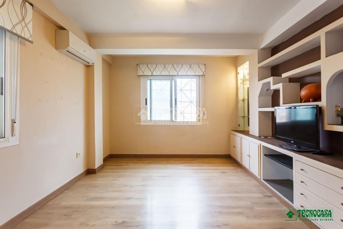 Flat for sale in  Almería Capital  with Parquet flooring