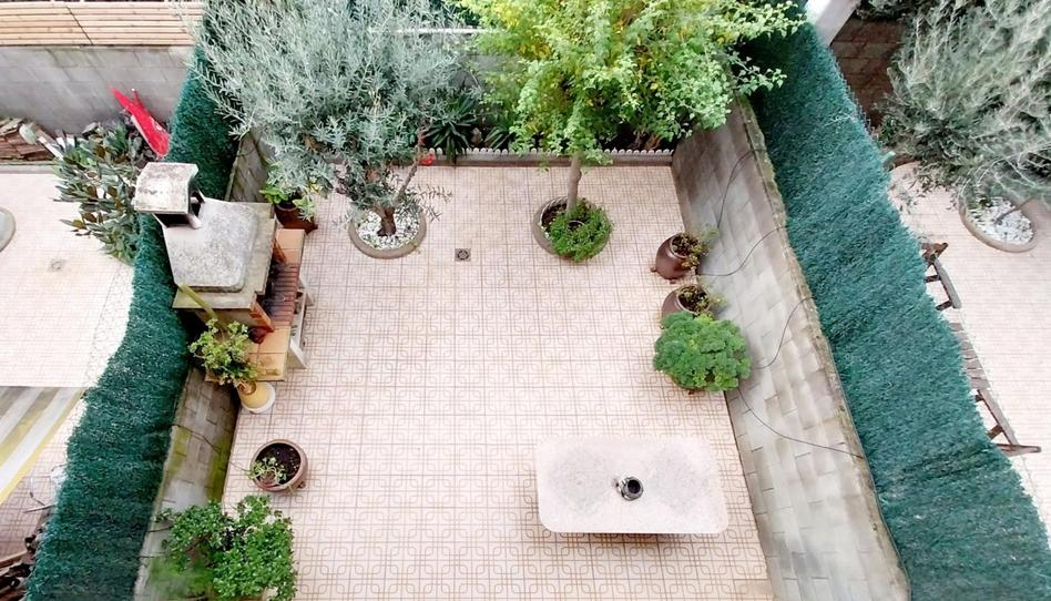 Foto 1 de Casa adosada en venta en  Rocafort, de, Les Arenes - La Grípia  Can Montllor, Barcelona