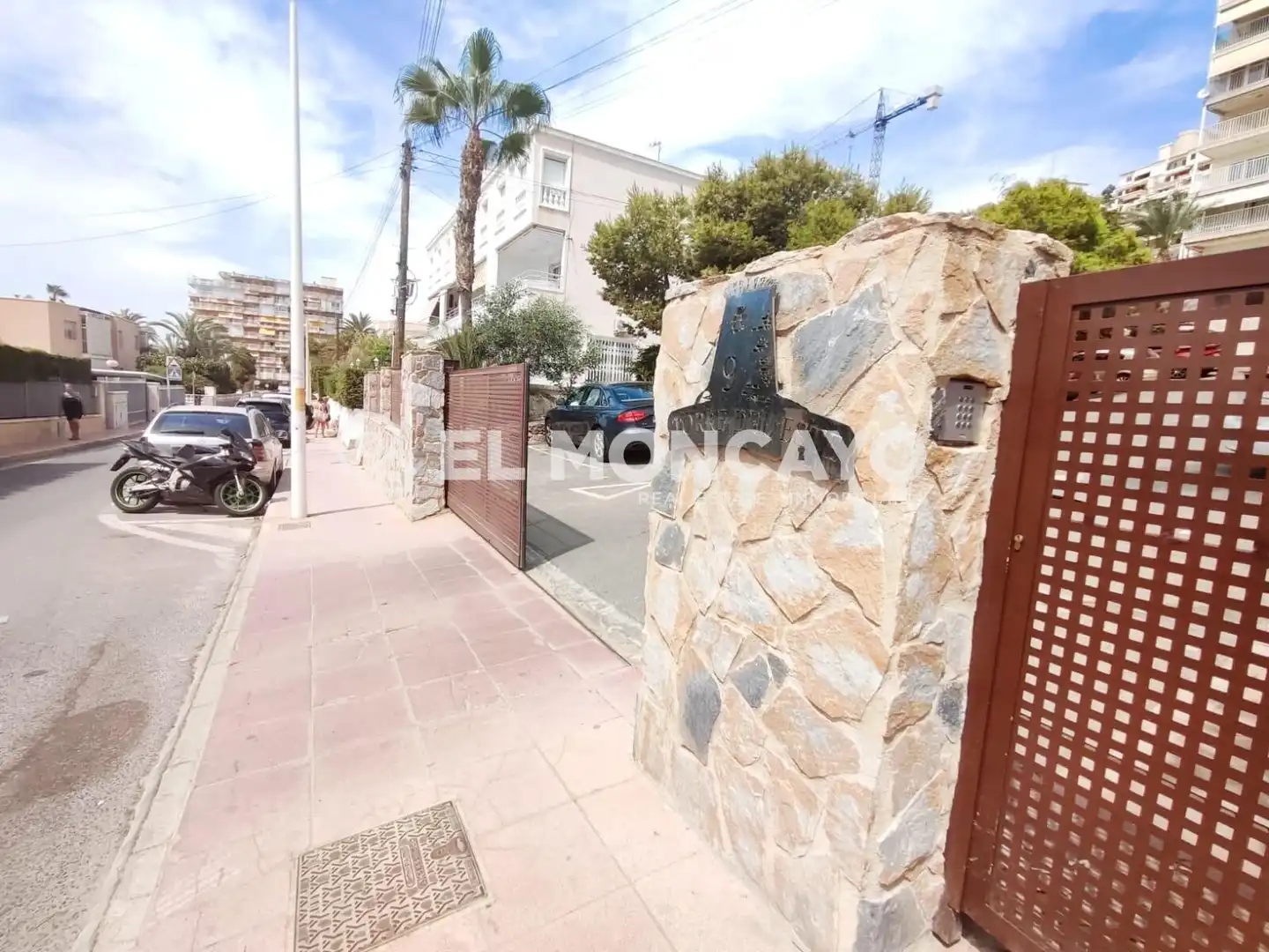Vista exterior de Apartamento en venta en Santa Pola con Terraza y Amueblado