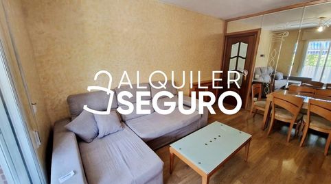 Foto 3 de Piso de alquiler en Juan Ramon Jiménez, Humanes de Madrid, Madrid
