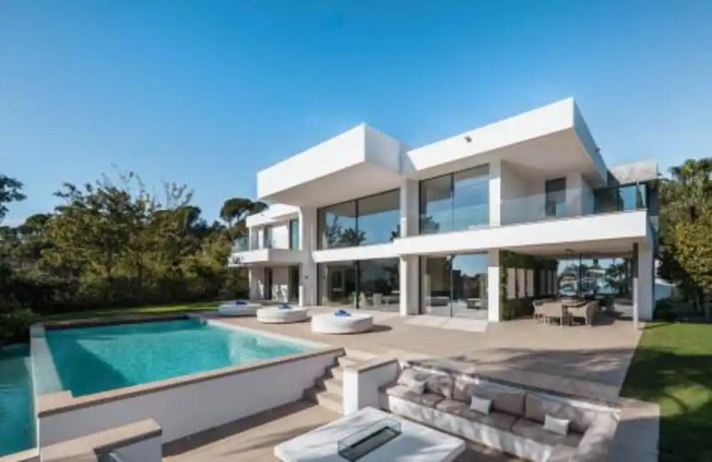 Haus mit Pool zum Verkauf in El Madroñal