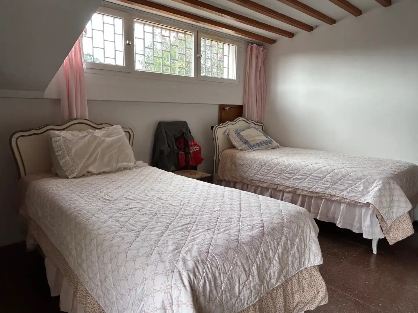 Dormitori de Casa o xalet en venda en Las Palmas de Gran Canaria amb Calefacció, Jardí privat i Parquet