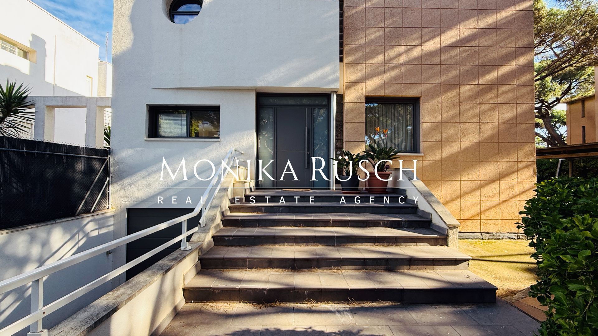 Exterior view of House or chalet for sale in Gavà  with Air Conditioner, Heating and Private garden