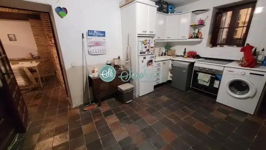 Kitchen of Flat for sale in Segovia  with Heating
