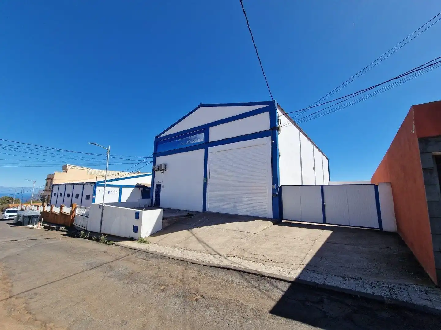 Industrial buildings for sale in Calle del Fresón, 7, Los Baldíos - Geneto - Guajara