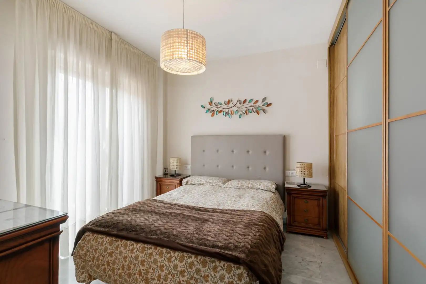 Dormitori de Casa adosada en venda en Granada amb Aire condicionat, Calefacció i Terrassa
