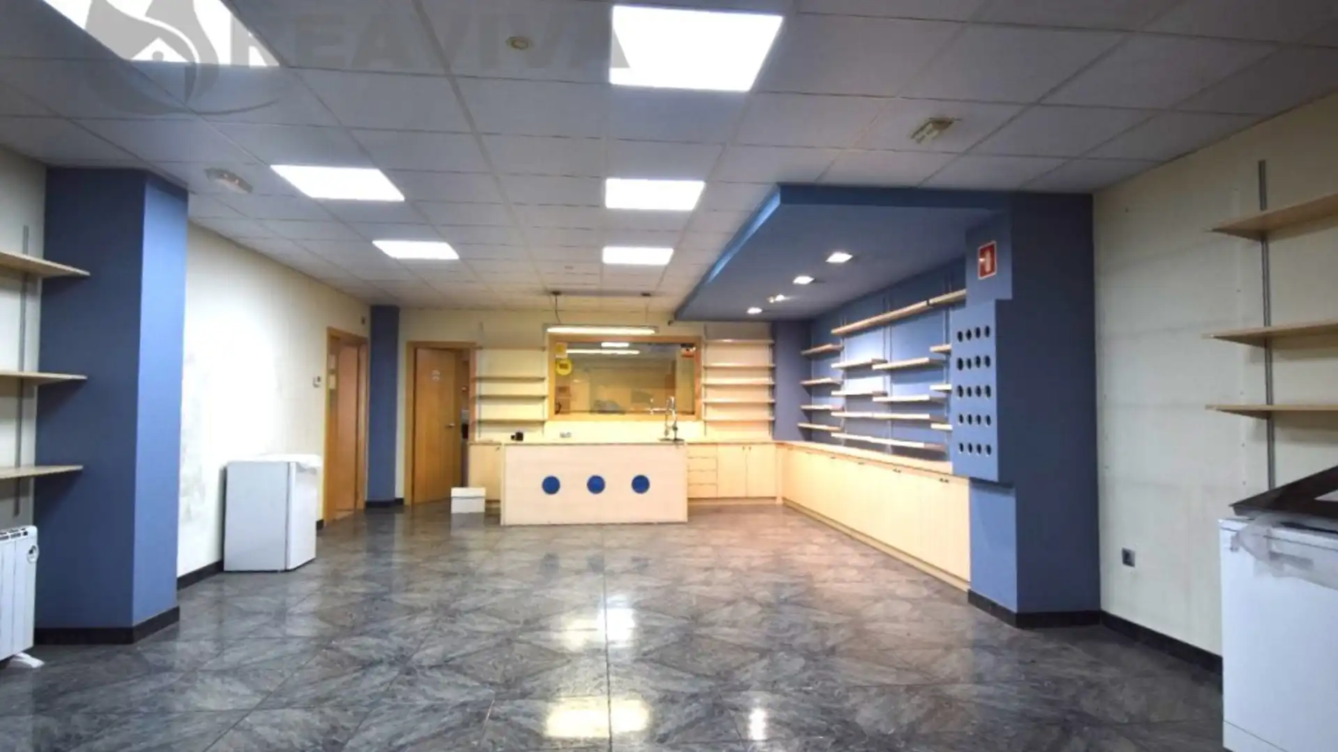 Geschaftsraum zur Miete in Avenida Saloria