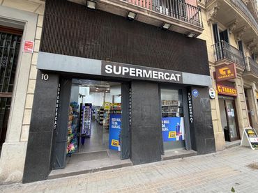 Local comercial en alquiler en Balmes 10