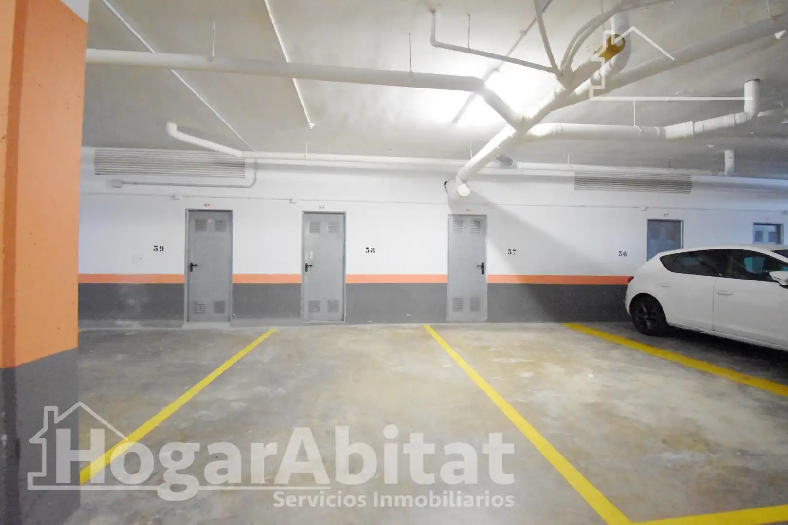 Parking of Flat for sale in Dénia  with Air Conditioner, Heating and Private garden