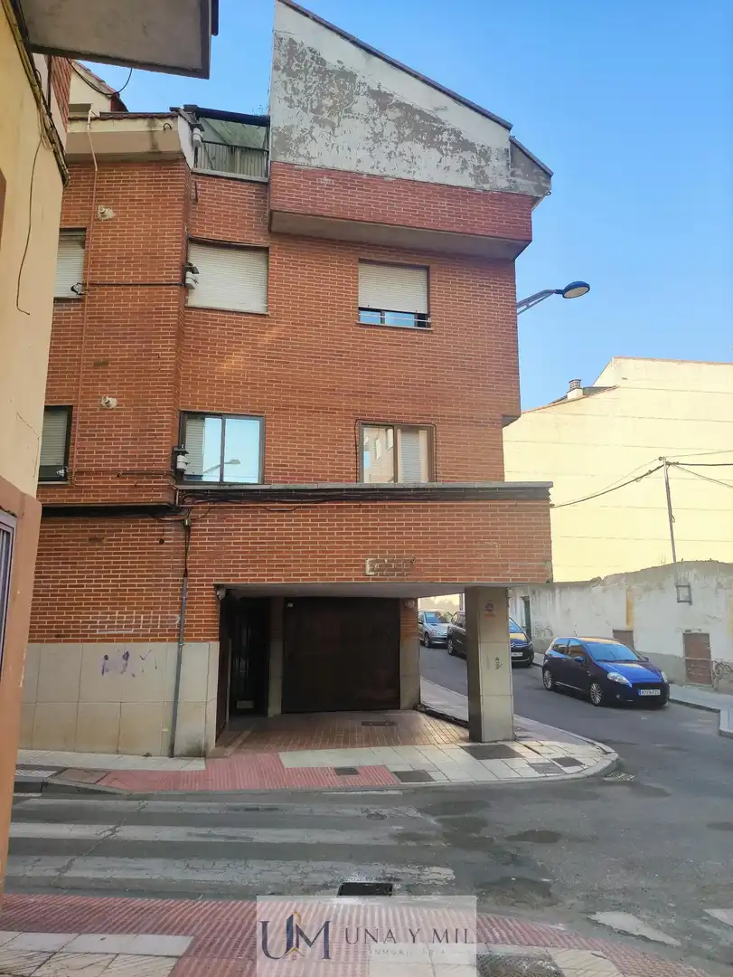 Außenansicht von Wohnung zum Verkauf in Salamanca mit Heizung und Terrasse