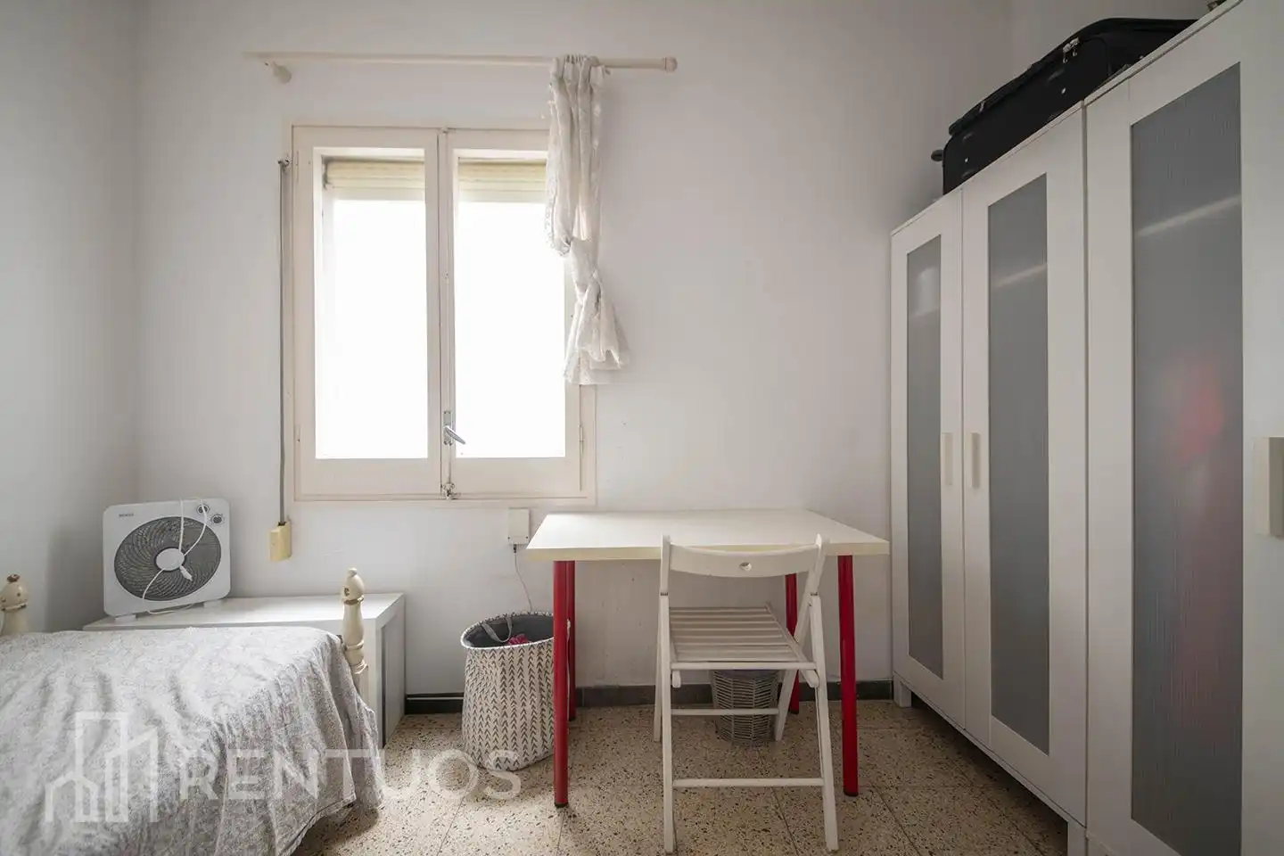 Flat for sale in calle de Joan Güell, Barri de les Corts