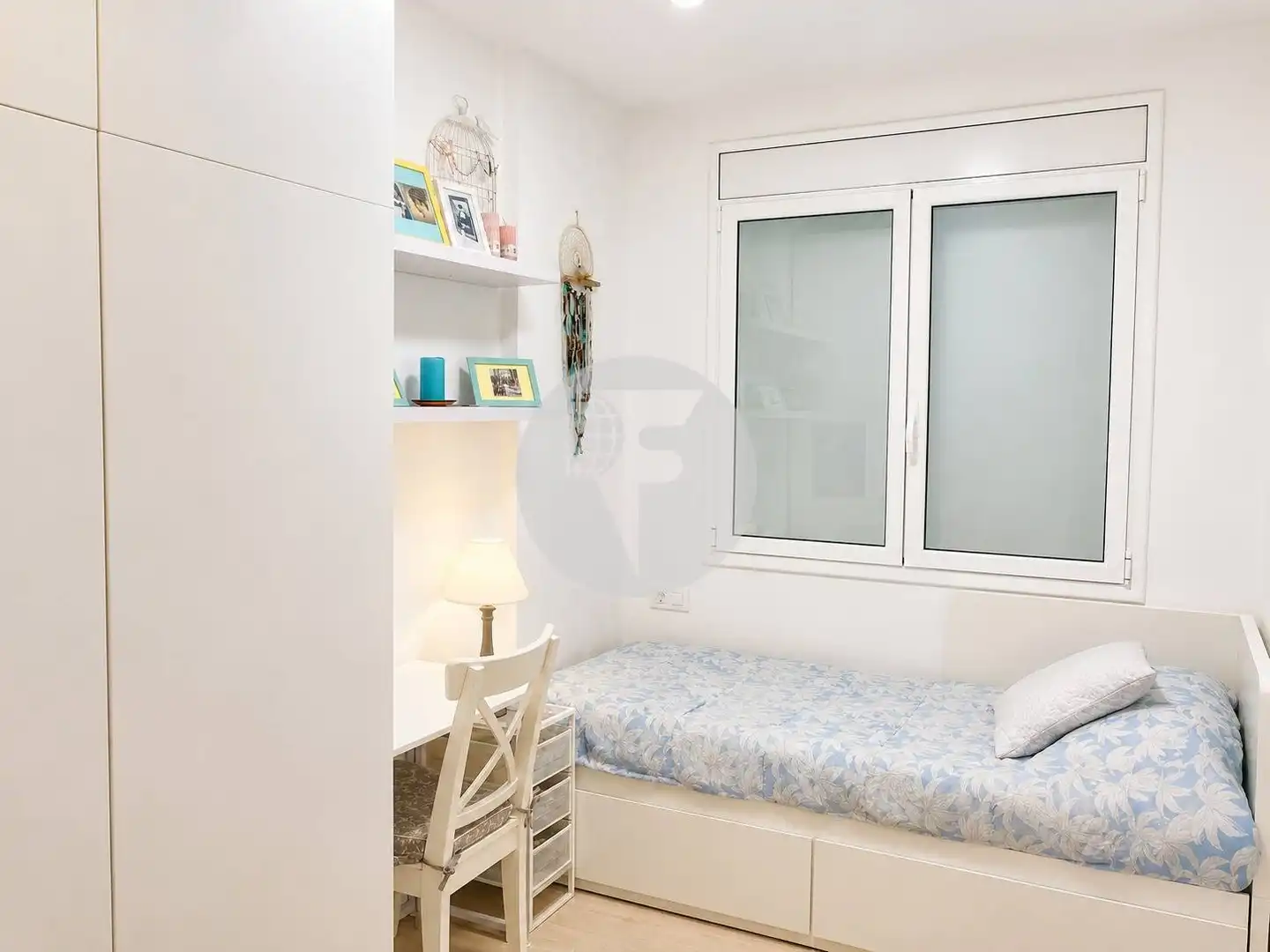 Habitación de Piso en venta en Barcelona con Aire acondicionado, Calefacción y Balcón