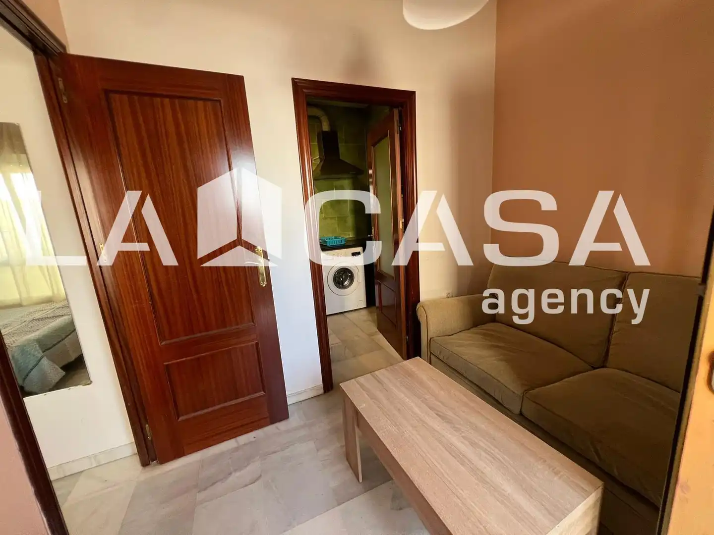 Flat for sale in Dos Hermanas  with Air Conditioner and Furnished