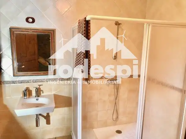 Bany de Casa o xalet en venda en Curtis amb Calefacció, Traster i Piscina