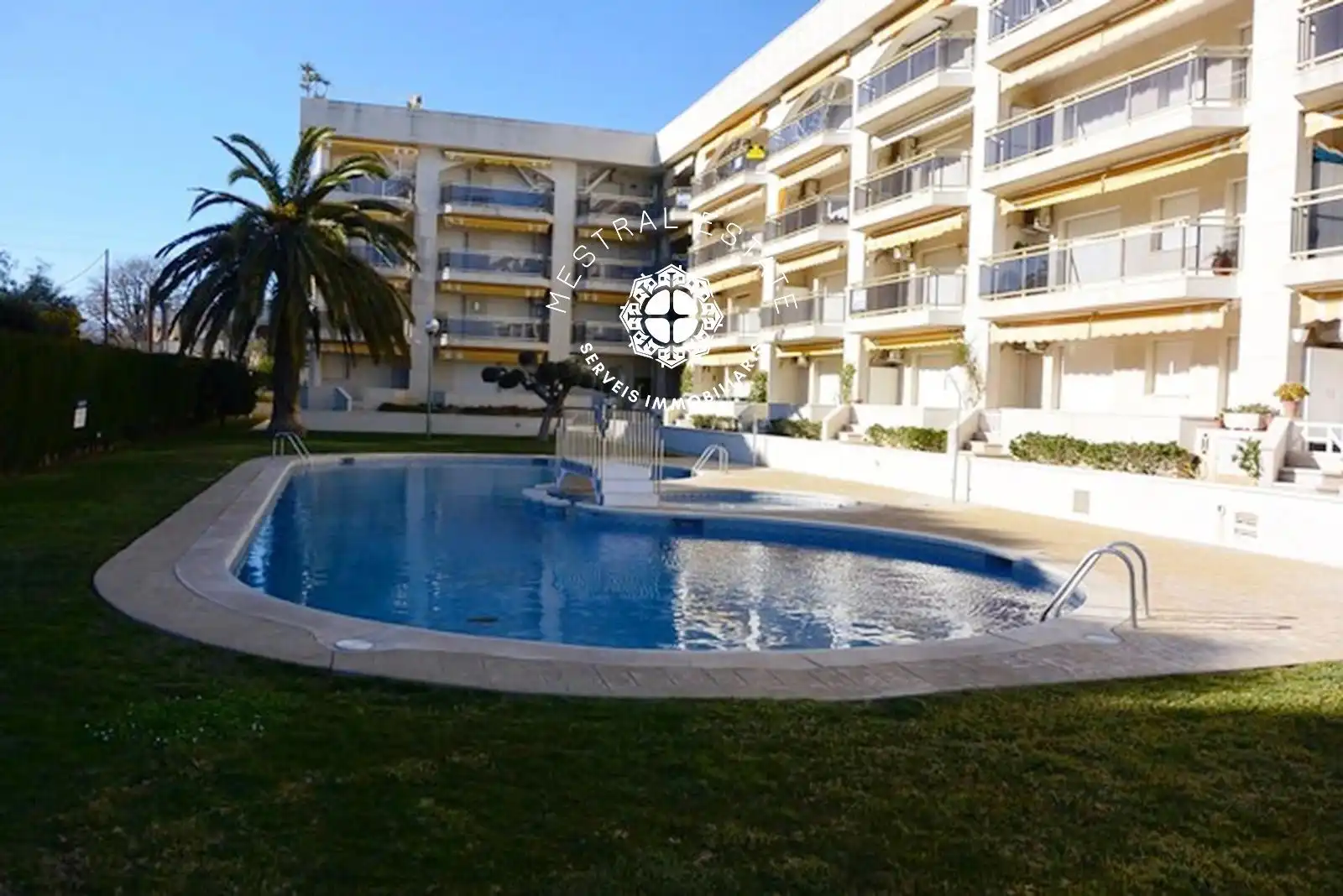 Swimming pool of Flat for sale in Cambrils  with Terrace, Swimming Pool and Furnished