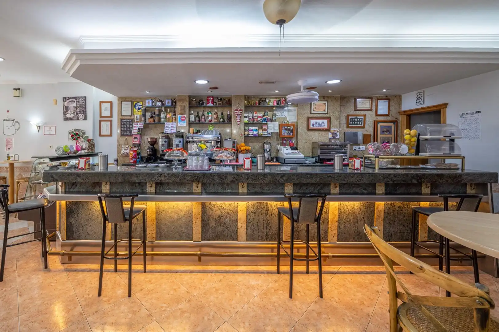 Business premises for sale in de Jueves, imagen 7