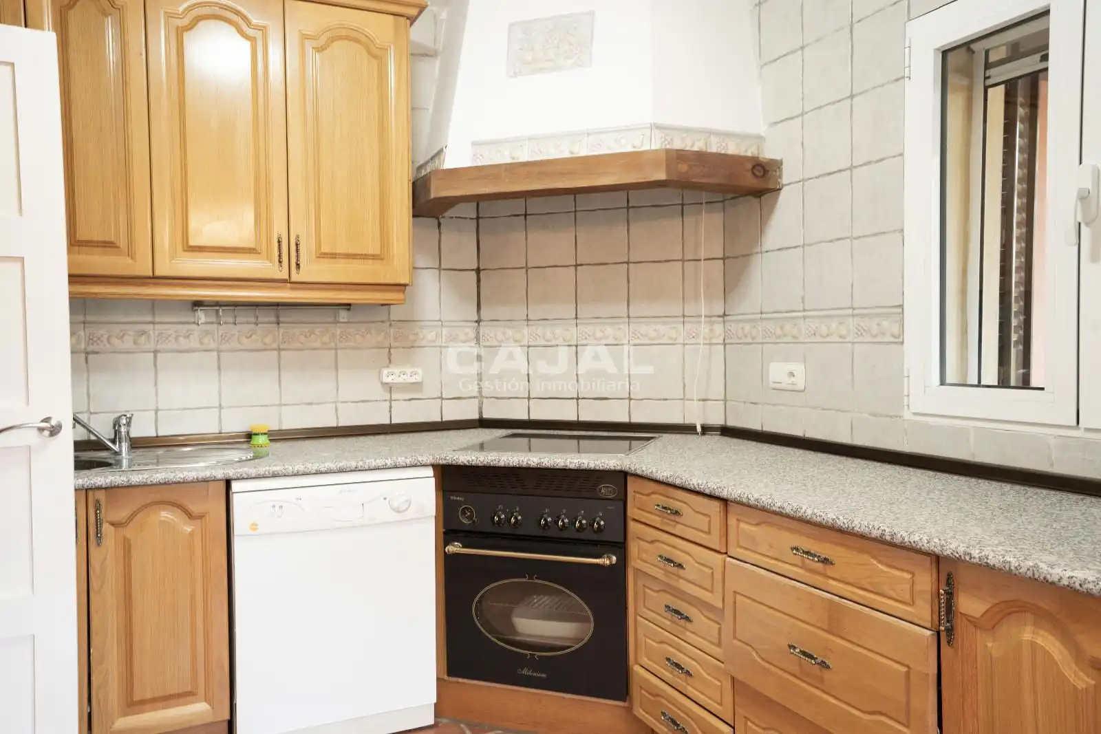 Kitchen of Houses for sale in Fresno de Cantespino  with Heating