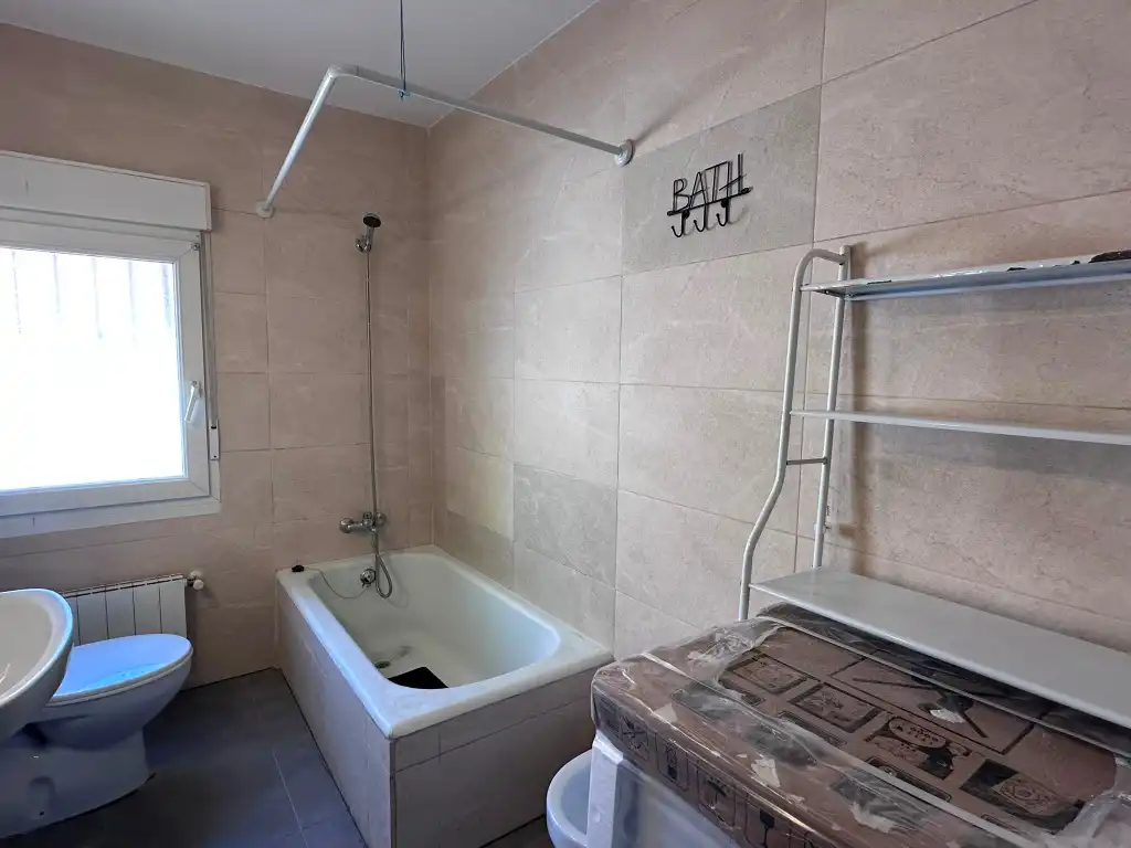 Bathroom of Flat for sale in Gijón   with Heating, Terrace and Furnished