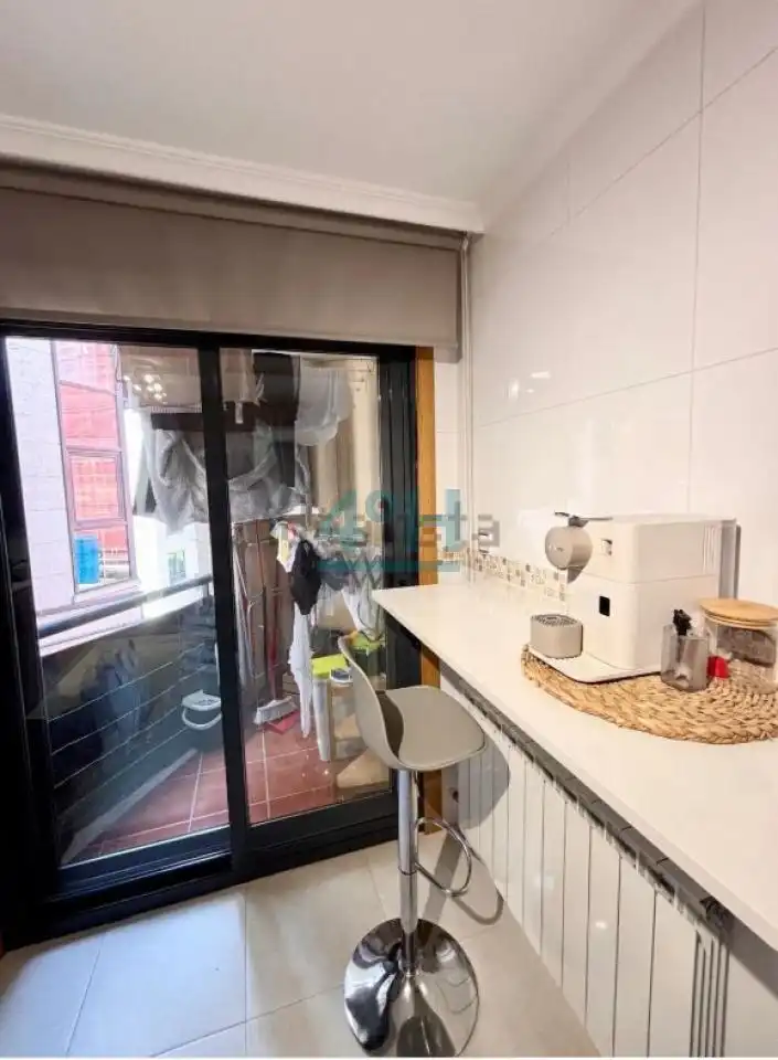 Kitchen of Flat for sale in Ourense Capital   with Heating and Balcony