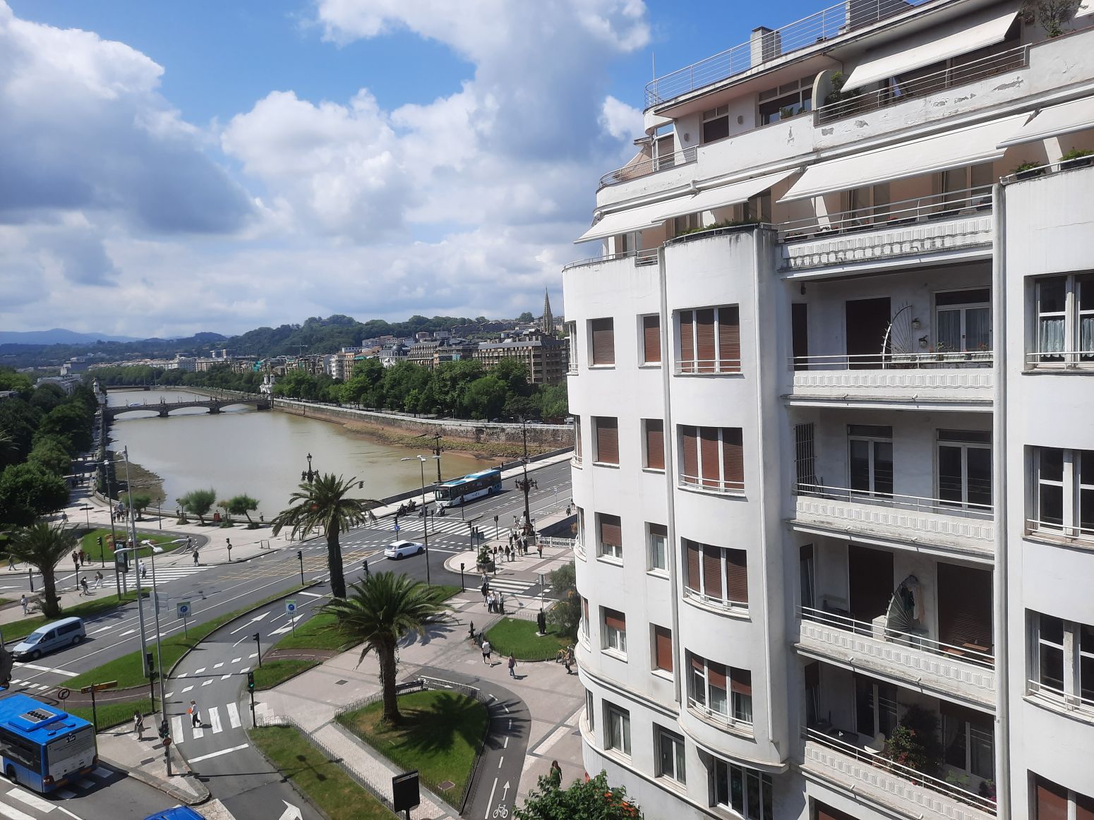 Exterior view of Flat to rent in Donostia - San Sebastián   with Heating, Parquet flooring and Furnished