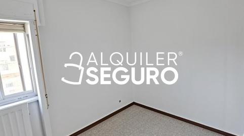 Foto 5 de Pis de lloguer a Jazmín, Reyes Católicos, Madrid