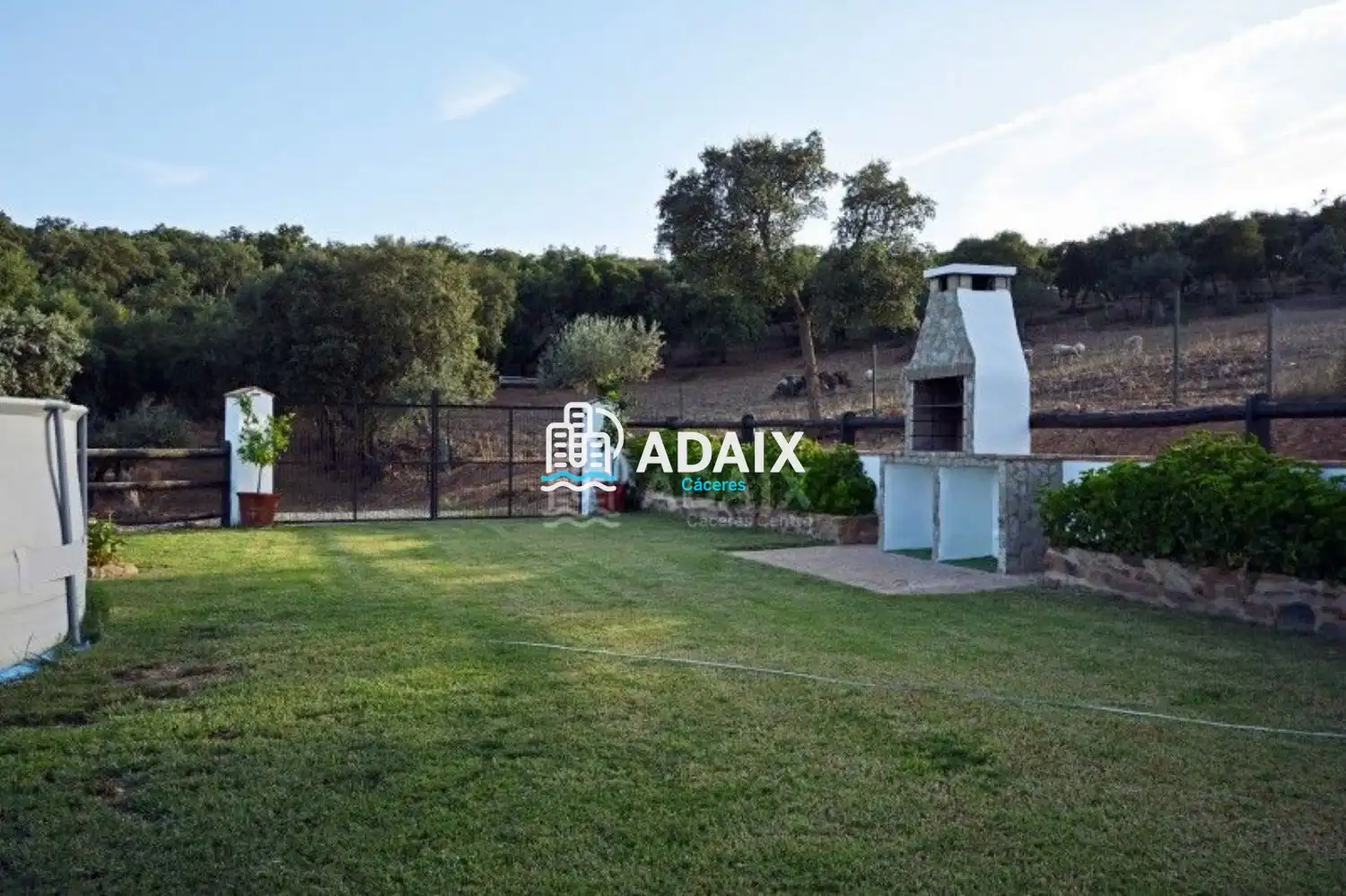 Jardín de Finca rústica en venta en Aliseda con Aire acondicionado y Terraza