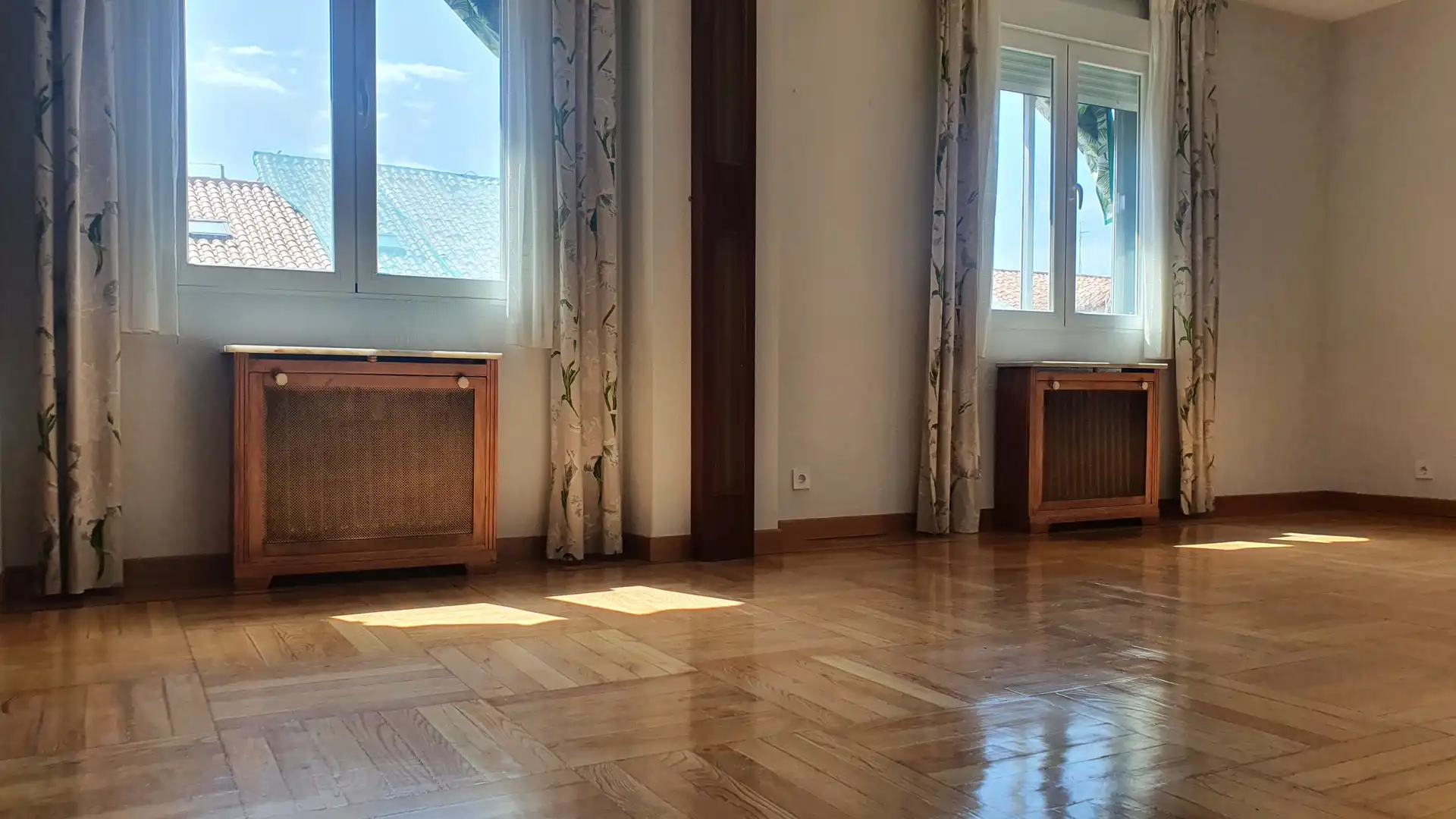 Flat for rent in Calle de San Bernardo, Universidad - Malasaña